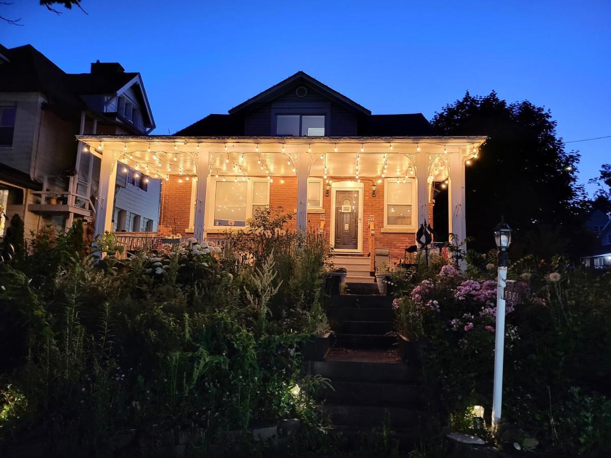 Serene Niagara Guest House Экстерьер фото