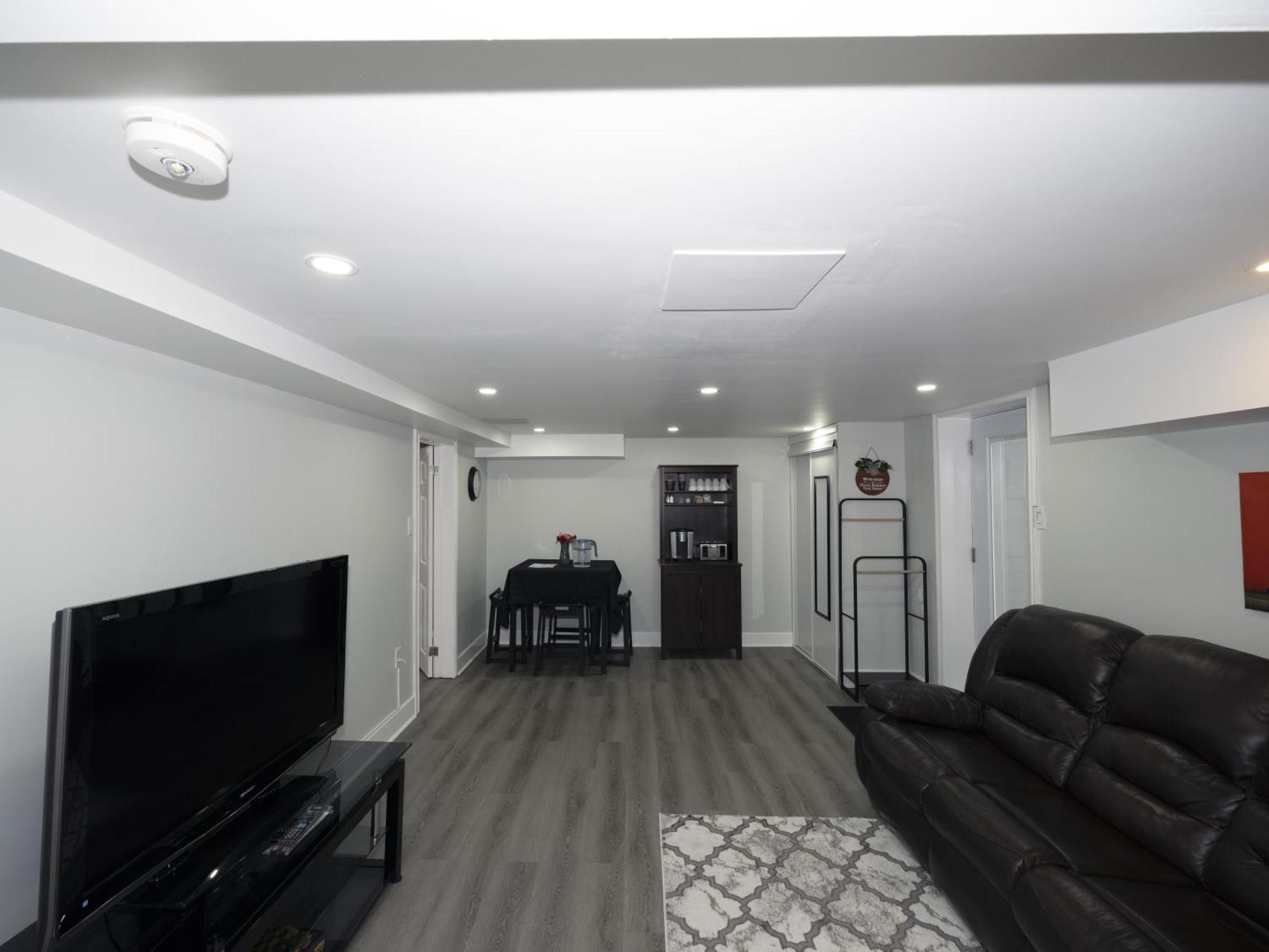 Serene Niagara Guest House Экстерьер фото